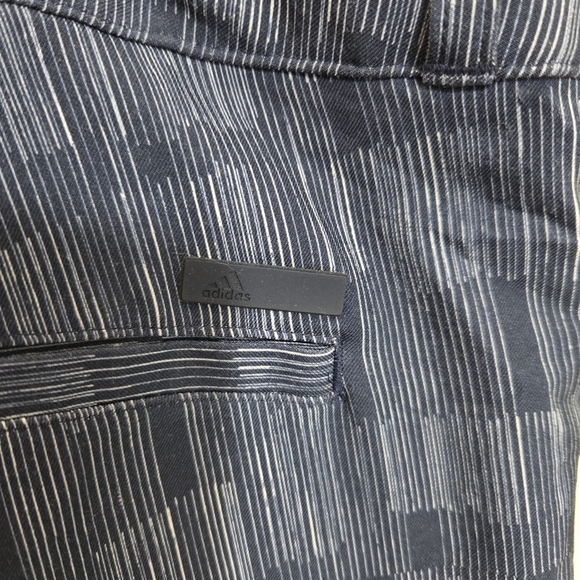 ⭐️Adidas Blue Golf Shorts Womand Size 10 - Picture 3 of 4